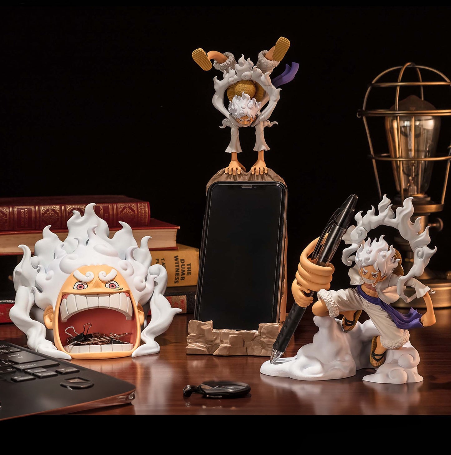 One Piece Figure Fig Life! Monkey D Luffy Gear 5 Anime figure smartphone holder