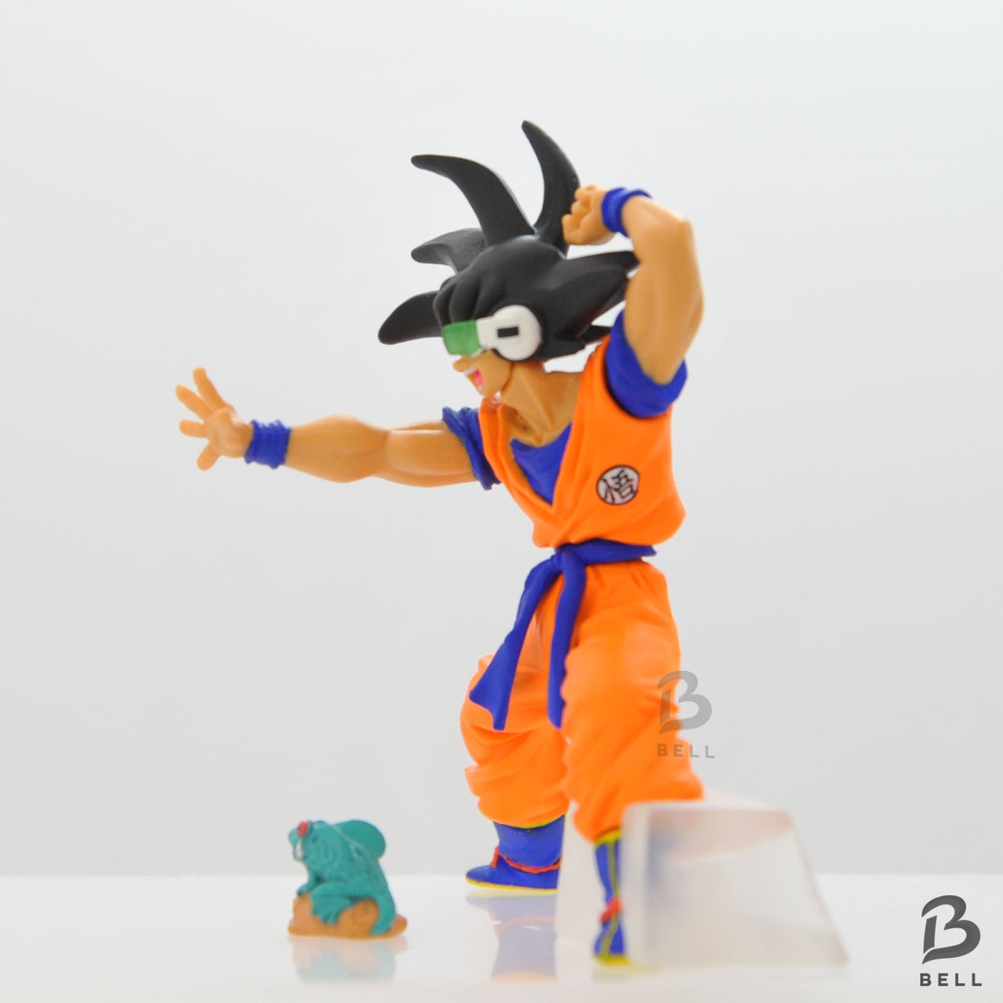 Dragon Ball Z Son Goku & Frog Figure Gacha Gashapon Japan Toy Bandai New HG 15