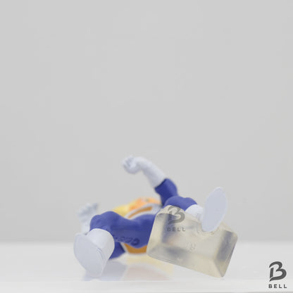 Dragon Ball Z Vegeta Super Saiyan Anime Figure Gacha Gashapon Toy Japan BANDAI