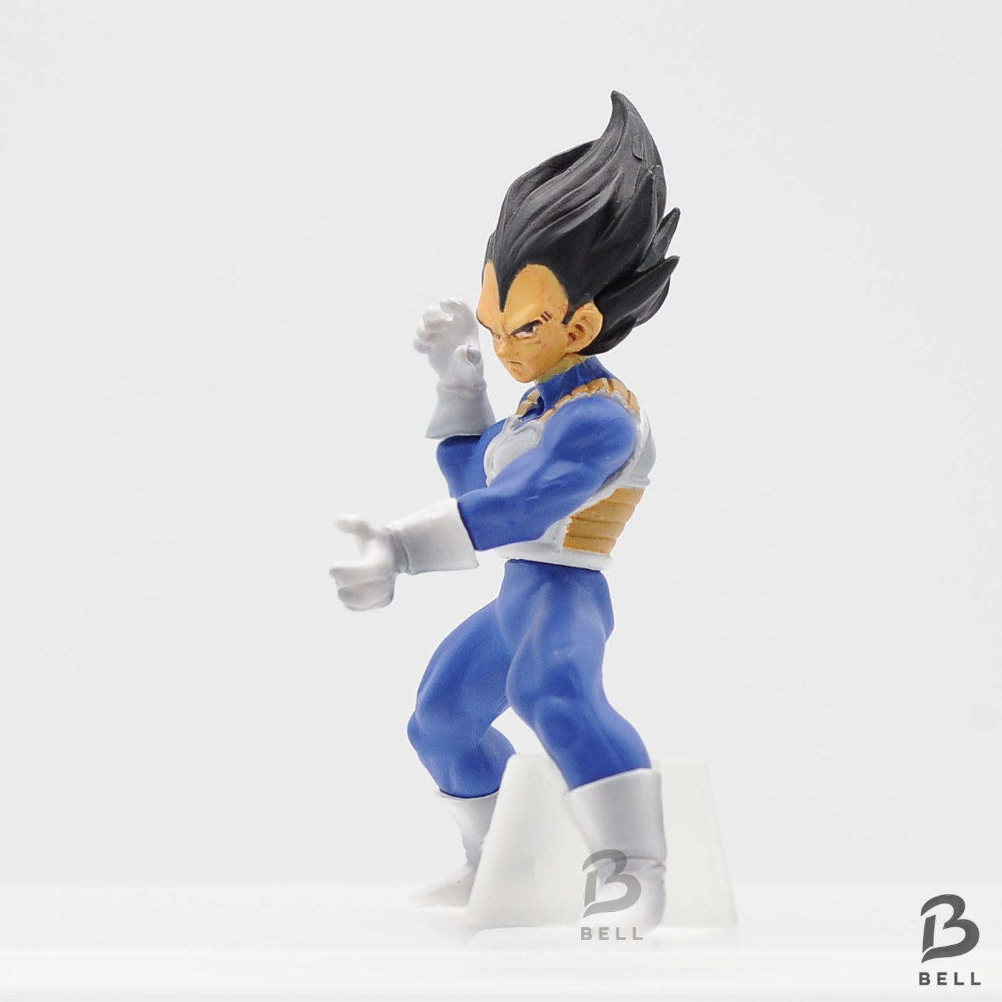 Dragon Ball Z Vegeta Anime figure Japan Gashaopn with a capsule and sticker New