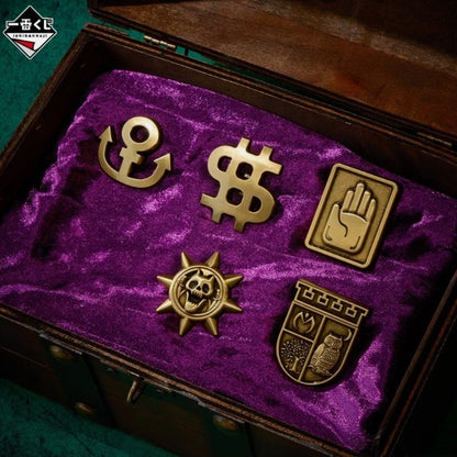 JoJo's Bizarre Adventure 8pcs Gold Metal Pin Badge Lot Anime Brooch Set Japan