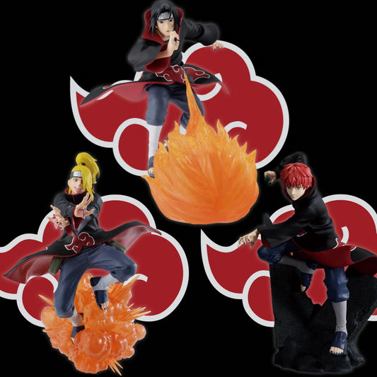 Naruto Shippuden EFFECTREME Itachi, Sasori and Deidara figures shown together against red Akatsuki clouds