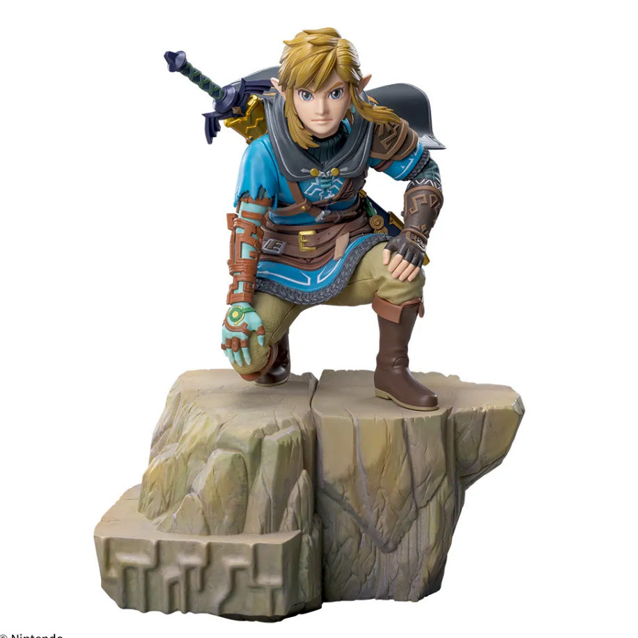 The Legend of Zelda Tears of the Kingdom Figure FIGURIZMα Link New Japan GAME